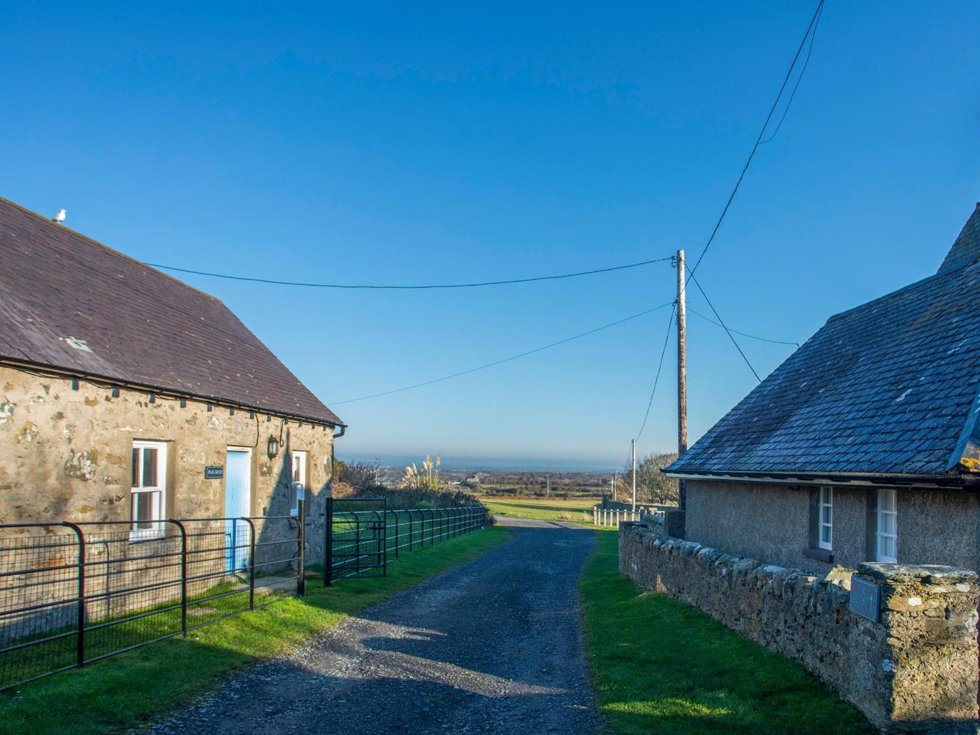 Plas Bach Villa Rhoscolyn Exterior photo